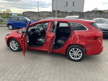 Kia Ceed II Kombi Facelifting 1.6 GDI 135KM 2015 Kia Cee&#039;d Climatronic Navi, zdjęcie 4