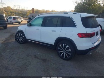 Mercedes GLB 2023 Mercedes-Benz GLB 2023 Mercedes-Benz GLB 250 4MATIC SUV 2.0 Benzyna 221KM, zdjęcie 4
