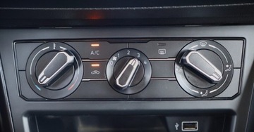 Volkswagen Polo VI Hatchback 5d 1.0 TSI 95KM 2020 Volkswagen Polo (nr. 2) 1.0 95KM Bluetooth Klima Gwarancja Benzyna 95KM, zdjęcie 20