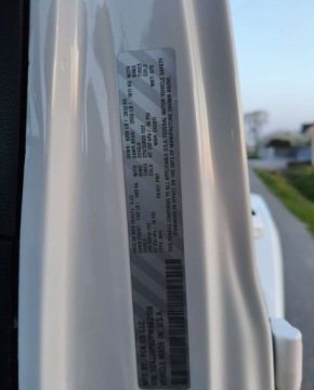 Jeep Wrangler IV Sahara Plug-In Seria 6 2.0 4xe 381KM 2023 Jeep Wrangler Jeep Wrangler 2.0 Hybryda Plug-in 380KM, zdjęcie 36
