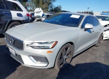 Volvo S60 III 2019 Volvo S60 2019r., Hybrid T8 Inscription, 2L, od ubezpieczalni 2.0 Hybryda, zdjęcie 1