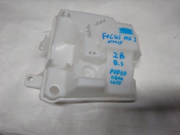 ZBIORNICZEK PŁYNU SPRYSKIWACZY FORD FOCUS MK3