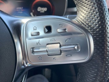 Mercedes GLC C254/X254 2022 Mercedes-Benz GLC 2.0 Benzyna 197KM, zdjęcie 18