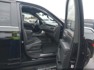 Chevrolet Tahoe GMT900 2021 Chevrolet Tahoe Premier 2021 5.3 Benzyna 355KM, zdjęcie 9