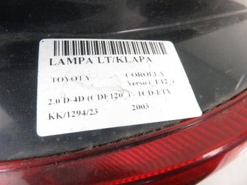 SVĚTLO LEVÝ ZADNÍ TOYOTA COROLLA VERSO (_E12_)
