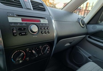 Suzuki SX4 I Hatchback Facelifting 1.6 VVT 120KM 2013 Suzuki SX4 1.6 Premium 4X4 1.6 Benzyna 120KM, zdjęcie 37