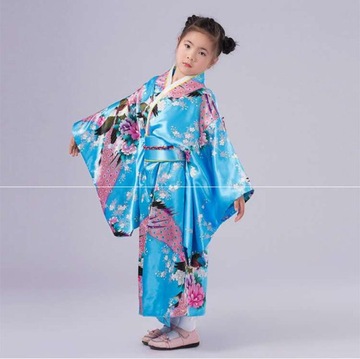 Japońskie kimono tradycyjne dla dziewczynek