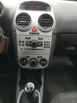 Opel Corsa D Hatchback 5d Facelifting 1.2 Twinport ECOTEC 85KM 2013 Opel Corsa 1.2 Benzyna 86KM Klimatyzacja Elektryka, zdjęcie 14