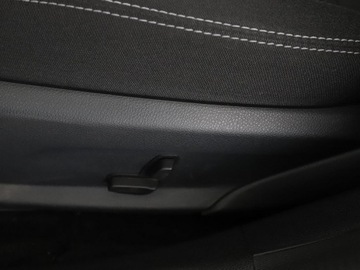 Mercedes Klasa C W205 2019 Mercedes C 200 GRATIS! Pakiet Serwisowy o, zdjęcie 39