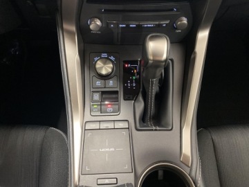 Lexus NX I SUV Facelifting 300h 197KM 2020 Lexus NX 300h Business Edition AWD I (2014-2021) L, zdjęcie 16