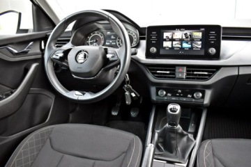 Skoda Scala Hatchback 1.0 TSI 110KM 2023 Škoda Scala Skoda Scala Bezwypadkowy / Salon, zdjęcie 14