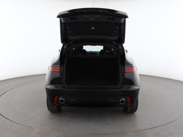 Jaguar E-Pace SUV 2.0 i4D 180KM 2019 Jaguar E-Pace 4x4 automat panorama full LED klima, zdjęcie 18