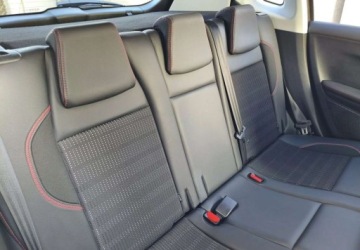 Peugeot 2008 I SUV Facelifting 1.2 PureTech 110KM 2019 Peugeot 2008 Peugeot 2008 PureTech 110 StopampStart EAT6 GT-Line Edition, zdjęcie 24