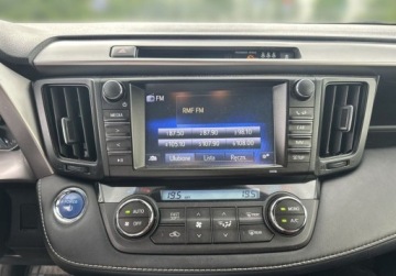 Toyota RAV4 IV MPV Facelifting 2.5 Hybrid 197KM 2017 Toyota RAV4 Hybrid Prestige 4x2 Premium Salon PL Toyota Mikolajczak Les, zdjęcie 19