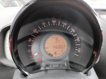 Toyota Aygo II Hatchback 5d 1.0 VVT-i 69KM 2018 Toyota Aygo 1.0 VVT-i X-play II (2014-) 1.0 VVT-i, zdjęcie 17