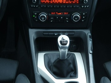 BMW X1 E84 Crossover xDrive20d 177KM 2011 BMW X1 2.0d 177KM X Drive Bixenon Hak Raty Zamiana, zdjęcie 31