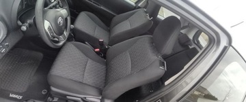 Toyota Yaris III Hatchback 5d 1.0 VVT-i 69KM 2013 Toyota Yaris 1.O BENZ ,bezwypadek,jeden wlasciciel ,kupiony w aso toyota, zdjęcie 18