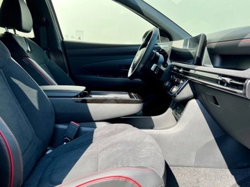 Hyundai Tucson IV SUV HEV Facelifting 1.6 T-GDI HEV 215KM 2025 HYUNDAI Tucson 1.6 T-GDi HEV N-Line 2WD aut Suv 215KM 2025, zdjęcie 14