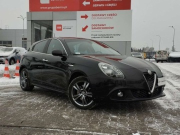 Alfa Romeo Giulietta Nuova II Hatchback 5d Facelifting 1.4 TB 16v Mair 170KM 2016 Alfa Romeo Giulietta Alfa Romeo Giulietta 1.4 Exclusive M-air 170KM FV23,, zdjęcie 6