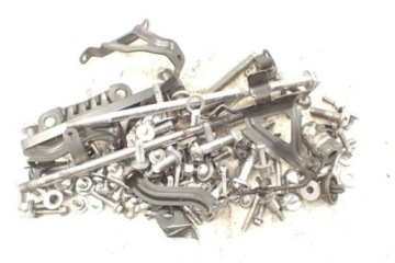 Triumph Street Triple 675 R (13-17) Śruby z demontażu