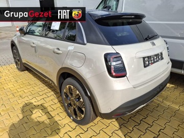 Mercedes 2025 Fiat 600 Hybryda 1.2 La Prima 110KM Cappucino z dachem Czarnym, zdjęcie 3