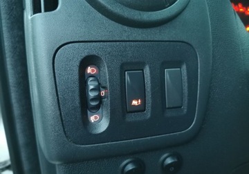 Renault Master IV Furgon FWD 2.3 dCi 170KM 2018 Renault Master 9 osob, TV, Swiatla LED, HAK, przyciemniane szyby, PL Salon, zdjęcie 16