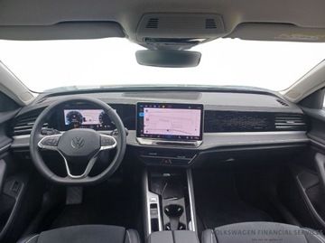 Volkswagen Passat B8 Variant Facelifting 2.0 TDI SCR 150KM 2024 Volkswagen Passat VW Passat 2.0 TDI 150KM DSG Variant Elegance IQ.Light, zdjęcie 6