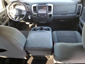  RAM 1500 2019r., Classic SLT, od ubezpieczalni 5.7 Benzyna 395KM, zdjęcie 7