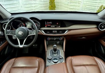 Alfa Romeo Stelvio SUV 2.0 Turbo 280KM 2018 Alfa Romeo Stelvio Alfa Romeo Stelvio 2.0 Turbo 16V AT8-Q4 Veloce Ti 2.0, zdjęcie 8