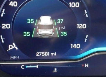 Chevrolet Tahoe GMT900 2022 Chevrolet Tahoe 2022, 5.3L, 4x4, LT, od ubezpieczalni 5.3 Benzyna 355KM, zdjęcie 12