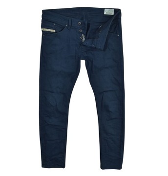 DIESEL Belther Regular Slim Tapered Jeansy 32