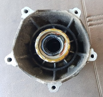 Piasta przód Piaggio Vespa ET2 ET4 `97- części