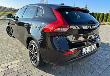 Volvo V40 II Hatchback 2.0 T2 DRIVE-E 122KM 2016 Volvo V40 Volvo V40 T2 Drive-E Summum 2.0 Benzyna 122KM, zdjęcie 26