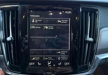 Volvo V90 II Kombi 2.0 T5 254KM 2018 Volvo V90 Momentum 2.0 T 254KM Benzyna Aktywny Tempomat nowy Rozrzad 2.0, zdjęcie 27