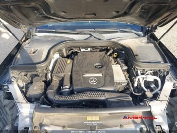 Mercedes GLC C253 2018 Mercedes-Benz GLC 2018 r., 2,0L 300 4MATIC 2.0 Benzyna 241KM, zdjęcie 11