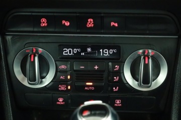 Audi Q3 I SUV 2.0 TFSI 211KM 2012 Audi Q3 2.0 TFSI, Salon Polska, 1. Właściciel, zdjęcie 13