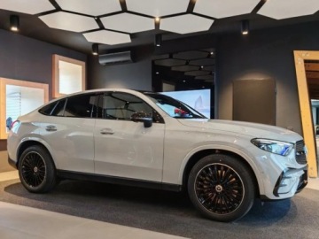 Mercedes GLC C254/X254 2025 GLC Coupe 300 e 4-Matic AMG Line 2.0 (360KM) 2025, zdjęcie 1