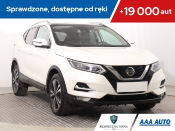 Nissan Qashqai II Crossover Facelifting 1.3 DIG-T  160KM 2020 Nissan Qashqai 1.3 DIG-T, Salon Polska