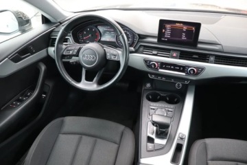 Audi A5 F5 Coupe 2.0 TDI 150KM 2018 Audi A5 2.0 TDI, Automat, Navi, Xenon, Bi-Xenon, zdjęcie 6