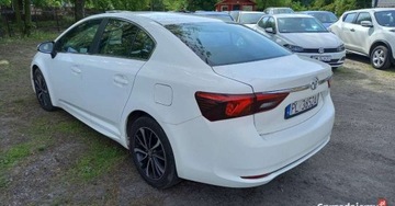Toyota Avensis III Sedan Facelifting 2015 2.0 D-4D 143KM 2018 Toyota Avensis 2018, Krajowy, zdjęcie 3