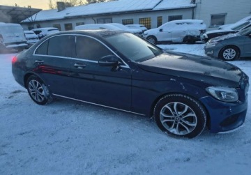 Mercedes Klasa C W205 Kabriolet Facelifting 2.0 300 258KM 2018 Mercedes-Benz Klasa C 2018 Mercedes-Benz C300 4Matic - w Polsce po oplatac, zdjęcie 4