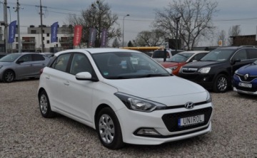 Hyundai i20 II 2017 Hyundai i20 Benzyna 1.2 Klimatyzacja 1.2 Benzyna 75KM, zdjęcie 3