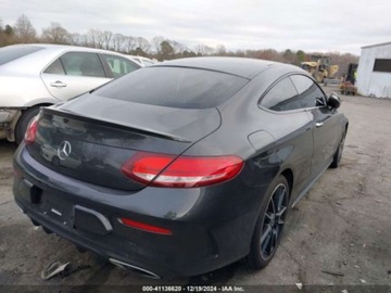 Mercedes Klasa C W205 2019 Mercedes-Benz Klasa C 2019 MERCEDES-BENZ C 300 2.0 Benzyna 255KM, zdjęcie 4