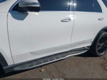 Mercedes GLE V167 2020 Mercedes-Benz GLE 2020 Mercedes-Benz GLE GLE 350 4MATIC SUV 2.0 Benzyna, zdjęcie 2