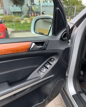 Mercedes Klasa GL X164 2008 Mercedes-Benz GL Mercedes-Benz GL 350 CDI DPF 4Matic BlueEFFICIENCY 7G-TRO, zdjęcie 27