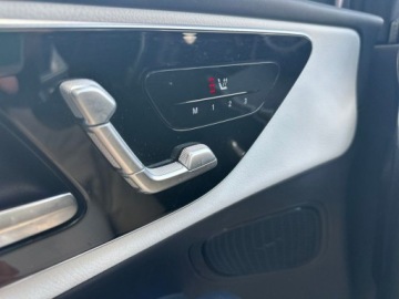 Mercedes GLC C254/X254 SUV 2.0 200 MHEV 204KM 2024 Mercedes-Benz GLC 300 e 4 MATIC Suv Pakiet PremiumPanoramaDigital LightSal, zdjęcie 13