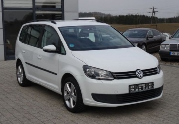 Volkswagen Touran II 1.2 105KM 2014 Volkswagen Touran 1.2 TSI 105KM 7 Foteli Serwis Oplacony Super Stan