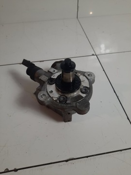 BMW E90 E87 N47 POMPA WTRYSKOWA 7797874