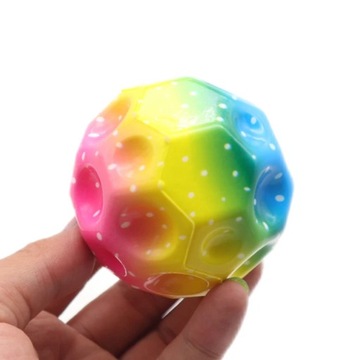 PIŁKA PIANKOWA PASTELOWA KOLOROWA ANTYSTRESOWA SENSORYCZNA METEOR 1 SZT.