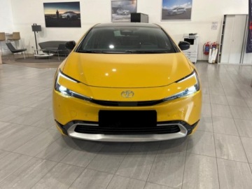 Toyota Prius V (XW60) 2.0  Hybrid Dynamic Force Plug-in 223KM 2025 Od ręki - Executive 2.0 Plug-in Hybrid 223KM | Podgrzewane fotele!, zdjęcie 1